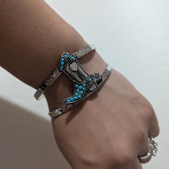 🎀$5 Boho Western Style Bracelets - Picture 11 of 14